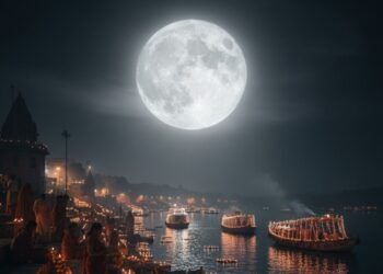 Kartik Purnima 2025 Upay: आज रात दिखेगा साल का सबसे बड़ा चांद, सुपरमून की रोशनी में जरूर करें ये उपाय, चमक सकती है किस्मत