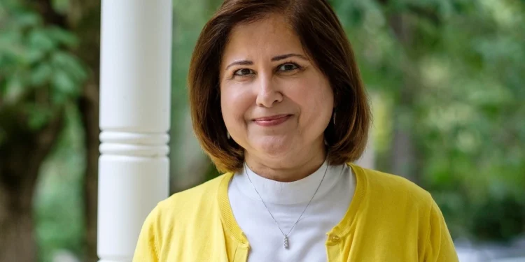 वर्जीनिया में इतिहास रचने वाली ग़ज़ाला हाशमी: पहली भारतीय-अमेरिकी और मुस्लिम उप-राज्यपाल बनीं