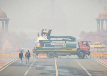 दिल्ली में प्रदूषण स्तर में उतार-चढ़ाव का असली कारण क्या है – हवा का रुख, अधूरा डेटा या दोनों?