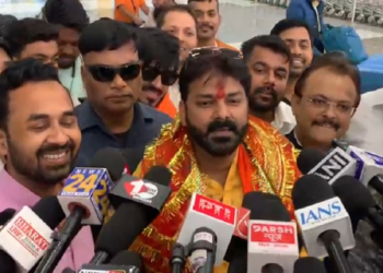 ‘मुझे मां का आशीर्वाद मिला, जय NDA, जय बिहार’, चुनाव प्रचार के आखिरी दिन बोले पवन सिंह