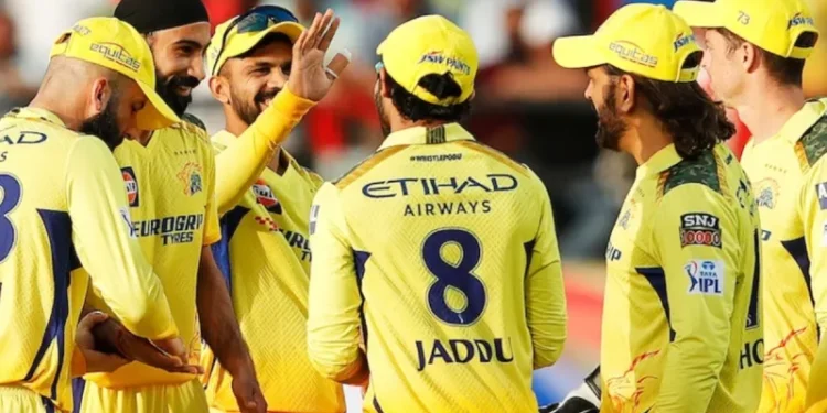 IPL 2026 से पहले बड़ा बदलाव! चेन्नई सुपर किंग्स से बाहर हो सकते हैं ये 5 खिलाड़ी –