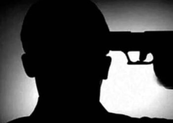 दिल्ली: MP से जंतर-मंतर पहुंचा शख्स, चाय की दुकान के पास खुद को मारी गोली