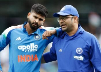 श्रेयस अय्यर की तबीयत में सुधार, लेकिन साउथ अफ्रीका सीरीज़ से बाहर रहने की संभावना –