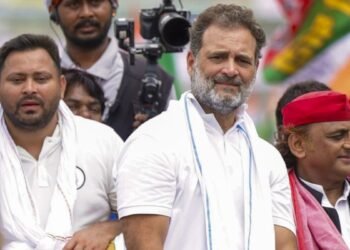 बिहार चुनाव जैसी रणनीति यूपी में भी अपनाएंगे राहुल गांधी, निशाने पर अखिलेश यादव?