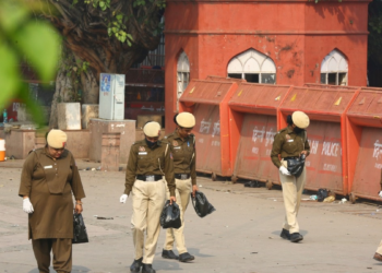 दिल्ली: धमाके से पहले उमर से मुलाकात करने वाले तीन लोगों को पुलिस ने दबोचा, आतंक के नेटवर्क पर कार्रवाई तेज