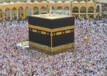 न हज ले गए, न ही पैसे लौटाए… MP के आठ लोगों को लगाया ₹18 लाख का चूना