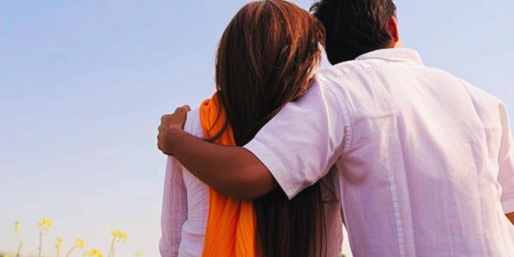 पति जेल में, पत्नी जिंदा मिली बॉयफ्रेंड के साथ: पांच महीने बाद खुलासा हुआ चौंकाने वाला राज