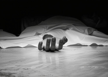 इंदौर में सास और पत्नी से परेशान युवक ने जहर खाकर दी जान, मोबाइल चैट और वीडियो से खुल रहे राज