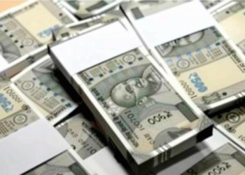 ₹5 लाख से 12 करोड़ का सपना: लाल कपड़े में लपेटकर मटके में डालवाए रुपए, बिजनेसमैन को भेजा शमशान, घर लौटकर उड़ गए होश