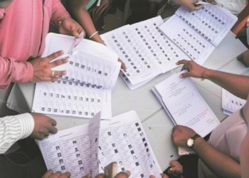 मध्य प्रदेश: दतिया में BJP-RSS से जुड़े लोगों को बनाया गया SIR असिस्टेंट, कलेक्टर ने स्वीकार की गलती