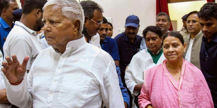 राबड़ी देवी के बंगले को लेकर RJD का कड़ा अल्टीमेटम: “कुछ भी कर लो, खाली नहीं करेंगे