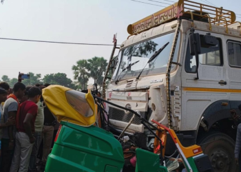 बिहार के शेखपुरा में तेज रफ्तार ऑटो और ट्रक की टक्कर, ओवरटेक के दौरान छह की दर्दनाक मौत