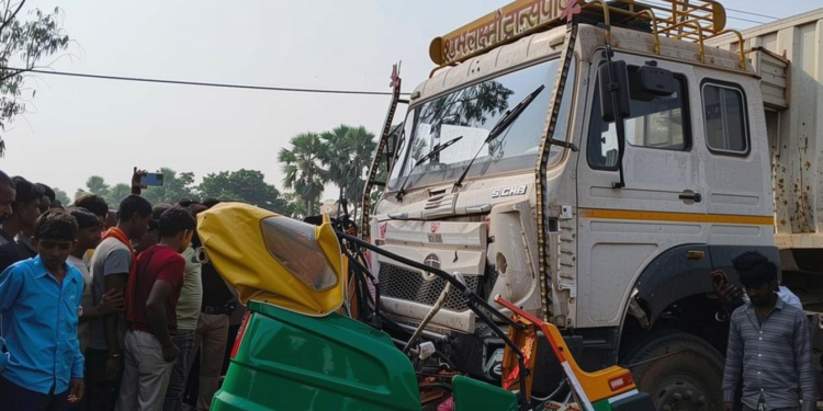 बिहार के शेखपुरा में तेज रफ्तार ऑटो और ट्रक की टक्कर, ओवरटेक के दौरान छह की दर्दनाक मौत