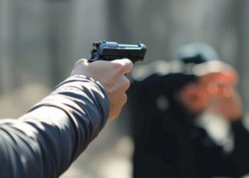 दिल्ली के आया नगर में गोलीबारी, 52 वर्षीय व्यक्ति की बेरहमी से हत्या का सनसनीखेज मामला