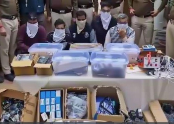 दिल्ली में अवैध मोबाइल फैक्ट्री का पर्दाफाश: चीन से पार्ट्स, स्क्रैप से मदरबोर्ड बनाकर IMEI नंबर बदलने का खेल