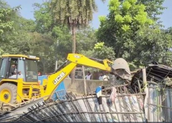 बिहार में बुलडोजर एक्शन: 400 माफिया और 1300 क्रिमिनल्स की संपत्ति जब्त, एंटी रोमियो स्क्वाड का बड़ा अभियान