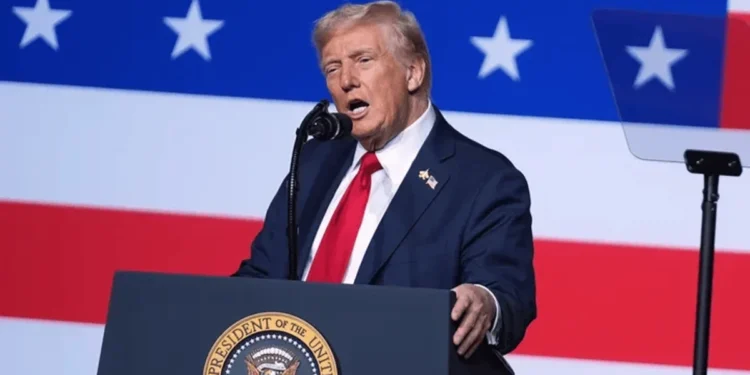 Trump Action On H1B Visa | कानूनी पेंच में फंसे ट्रंप! 20 राज्यों ने ठोका मुकदमा