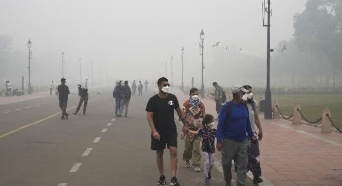 दिल्ली-NCR में प्रदूषण का कहर… AQI 441 पहुंचते ही GRAP-4 लागू, कंस्ट्रक्शन समेत इन  चीजों पर बैन