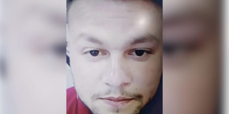 एलिवेटर शाफ्ट में गिरा युवक, अटकी लिफ्ट से निकलने की कोशिश में दर्दनाक मौत