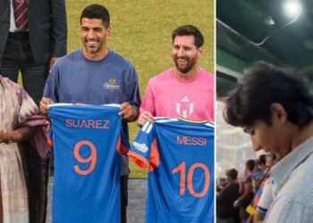 अरुण जेटली स्टेडियम में मेसी से मिलीं CM रेखा गुप्ता, लगे AQI…AQI के नारे!