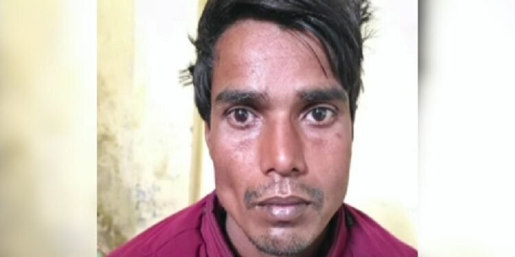 मासूम से रेप की कोशिश, चीखी तो बोरे में डालकर डंडों से पीटा, फिर अधमरे हाल में घरवालों को सौंपा