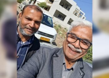 ‘मैं घर में पर्स ढूंढ रहा था, तभी मोबाइल की घंटी बजी…’, ईमानदार Uber ड्राइवर ने यात्री को लौटाया रुपयों से भरा पर्स