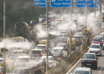 ‘दिल्ली-NCR में BS-IV से नीचे की कारों पर एक्शन की छूट’, सुप्रीम कोर्ट ने अपने आदेश में किया बदलाव