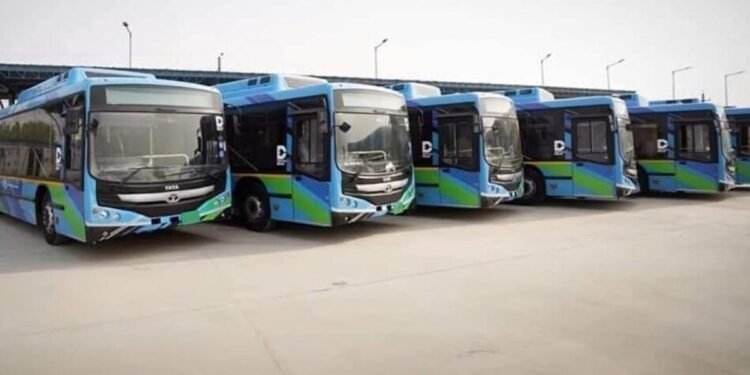 दिल्ली–एनसीआर को बड़ी सौगात: जल्द शुरू होगी धौला कुआं–धारूहेड़ा इंटरस्टेट ई-बस सेवा, DTC बेड़े में जुड़ेंगी 100 नई इलेक्ट्रिक बसें
