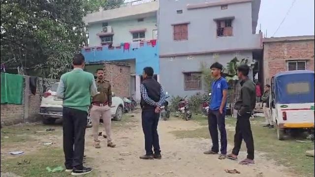 आय से 1.46 करोड़ ज्यादा संपत्ति का आरोप: दरभंगा में जूनियर इंजीनियर अंसारुल हक के 4 ठिकानों पर निगरानी विभाग की ताबड़तोड़ छापेमारी