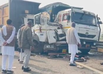 दिल्ली-मुंबई एक्सप्रेस-वे पर एक के बाद एक टकराईं 20 गाड़ियां, 2 लोगों की मौत… 15 घायल