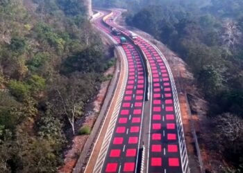 MP में ‘लाल सड़कें’… भारत में पहली बार हाइवे पर ‘टेबल-टॉप रेड मार्किंग’, जानें क्यों है यह खास