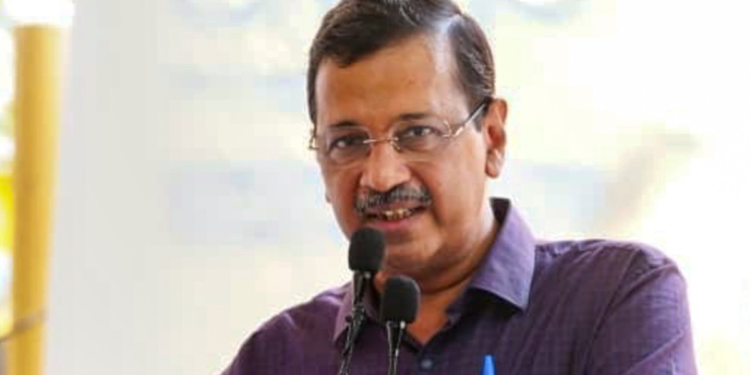 ‘प्रधानमंत्री ओमान में, राहुल जर्मनी… दिल्ली बनी गैस चैंबर’, प्रदूषण पर केजरीवाल ने दिया ये चैलेंज