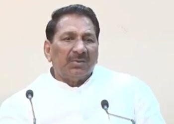 ‘100 लोगों के बीच 4 लोग घुसा दिए जाते हैं…’, खाद के लिए हंगामे पर MP के कृषि मंत्री एदल सिंह कंषाना का बेतुका बयान