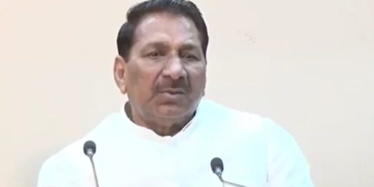‘100 लोगों के बीच 4 लोग घुसा दिए जाते हैं…’, खाद के लिए हंगामे पर MP के कृषि मंत्री एदल सिंह कंषाना का बेतुका बयान