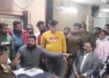 UP: मेरठ में हिंदू युवती से छेड़छाड़ का आरोप, पुलिस बोली- CCTV  छेड़छाड़ की पुष्टि नहीं हुई