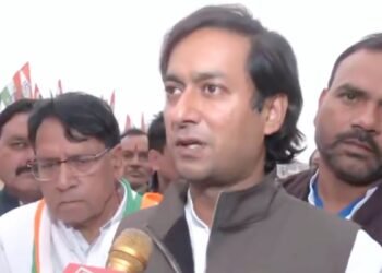 ‘MP में जानबूझकर पहले गलत डिजाइन बनाते हैं ताकि…’, कांग्रेस MLA जयवर्धन सिंह ने भोपाल के 90 डिग्री ब्रिज और मेट्रो के ‘बौने’ खंभों पर उठाए सवाल