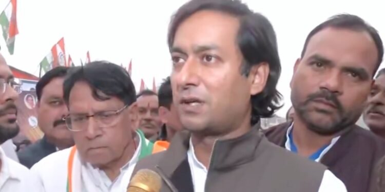 ‘MP में जानबूझकर पहले गलत डिजाइन बनाते हैं ताकि…’, कांग्रेस MLA जयवर्धन सिंह ने भोपाल के 90 डिग्री ब्रिज और मेट्रो के ‘बौने’ खंभों पर उठाए सवाल