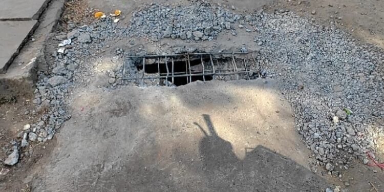 MP अजब है… 240 मीटर की नाली में लगा दिया 16 हजार किलो सरिया! कमिश्नर ने बताया ‘टाइपिंग मिस्टेक’