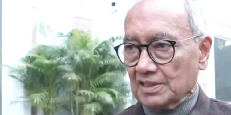 ‘बांग्लादेश में हिंदुओं पर हमले, भारत में अल्पसंख्यकों के खिलाफ हो रही कार्रवाइयों का रिएक्शन’, दिग्विजय सिंह का बयान