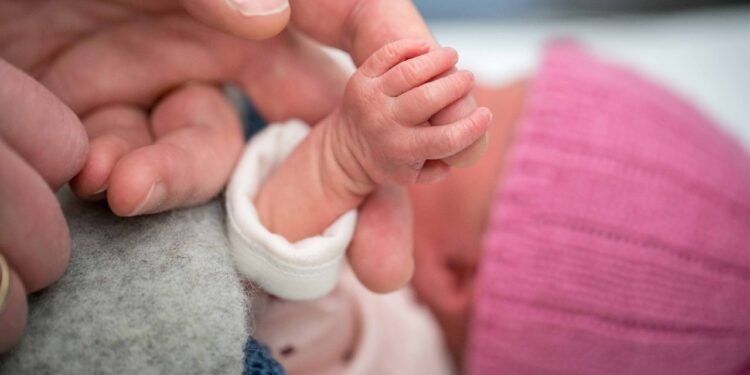 MP के एक ही जिले में 8 महीनों के भीतर 409 बच्चों की मौतों से हड़कंप… NHM ने मांगी रिपोर्ट, CMHO बोले- जांच जारी है