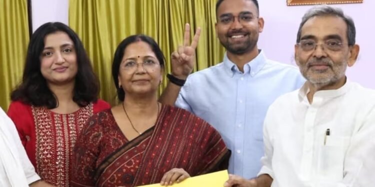 विधायक बचाएं कि अपना और बेटे का भविष्य? उपेंद्र कुशवाहा के सामने ट्रिपल संकट