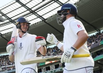 मेलबर्न में इंग्लैंड की ऐतिहासिक जीत, 15 साल के सूखे का अंत –