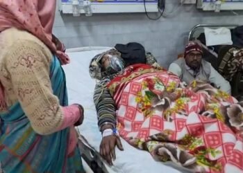 रीवा में बीयर बार के कुक को मारी गोली, हालत गंभीर; CCTV में कैद वारदात