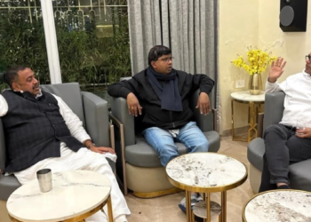 ‘आज भी साथ हैं, आगे भी रहेंगे’, RLM में टूट की अटकलों के बीच तीन विधायकों ने फोटो के जरिए दिया मैसेज