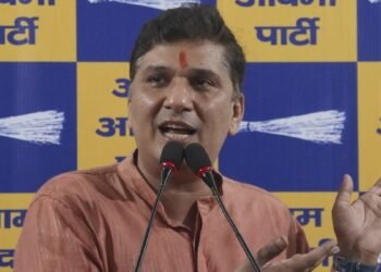 ‘झूठ बोलकर सीवर के पानी से छठी मैया की पूजा…’, AAP नेता सौरभ भारद्वाज ने दिल्ली सरकार पर साधा निशाना