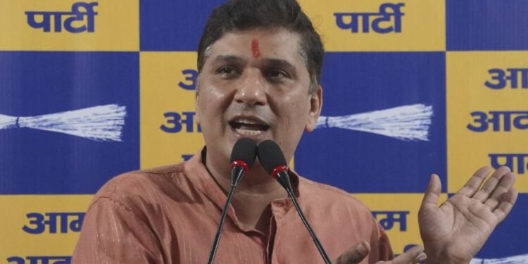 ‘झूठ बोलकर सीवर के पानी से छठी मैया की पूजा…’, AAP नेता सौरभ भारद्वाज ने दिल्ली सरकार पर साधा निशाना