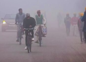 दिल्ली में प्रचंड ठंड…. 2020 के बाद सबसे सर्द दिन, कोहरे और प्रदूषण ने बढ़ाई परेशानी