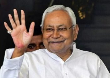 CM नीतीश ने किया अपनी संपत्ति का ऐलान… जानें- 20 हजार कैश, एक फ्लैट समेत और क्या-क्या