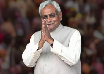 नीतीश कुमार का 10वीं बार मुख्यमंत्री पद की शपथ: वर्ल्ड बुक ऑफ रिकॉर्ड्स ने दिया विशेष सम्मान