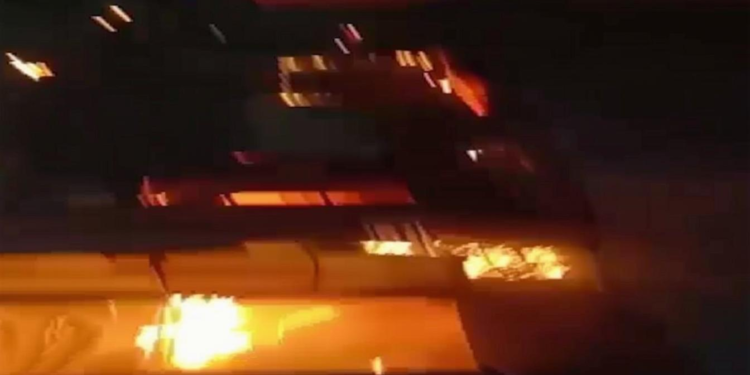 दिल्ली वसंत विहार में रैनबसेरे में भीषण आग, दो लोगों की झुलसकर मौत का दर्दनाक हादसा